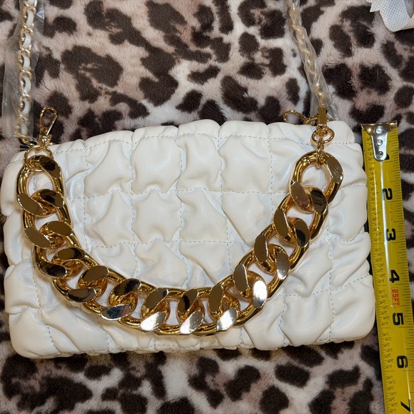 ALDO Ariyah Chain Detail Convertible
Shoulder bag - Picture 8 of 10